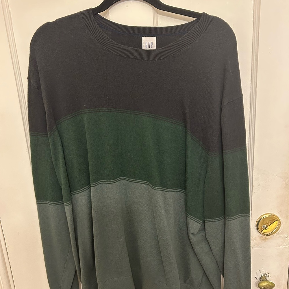 GAP Navy Knit Pullover